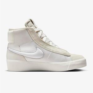 Nike Blazer Mid Victory Womens Shoes
